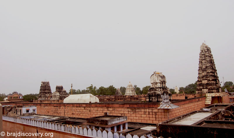 File:Rang-Nath-Temple-Vrindavan-1.jpg